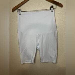 Angel maternity white high rise bike shorts XS maternity